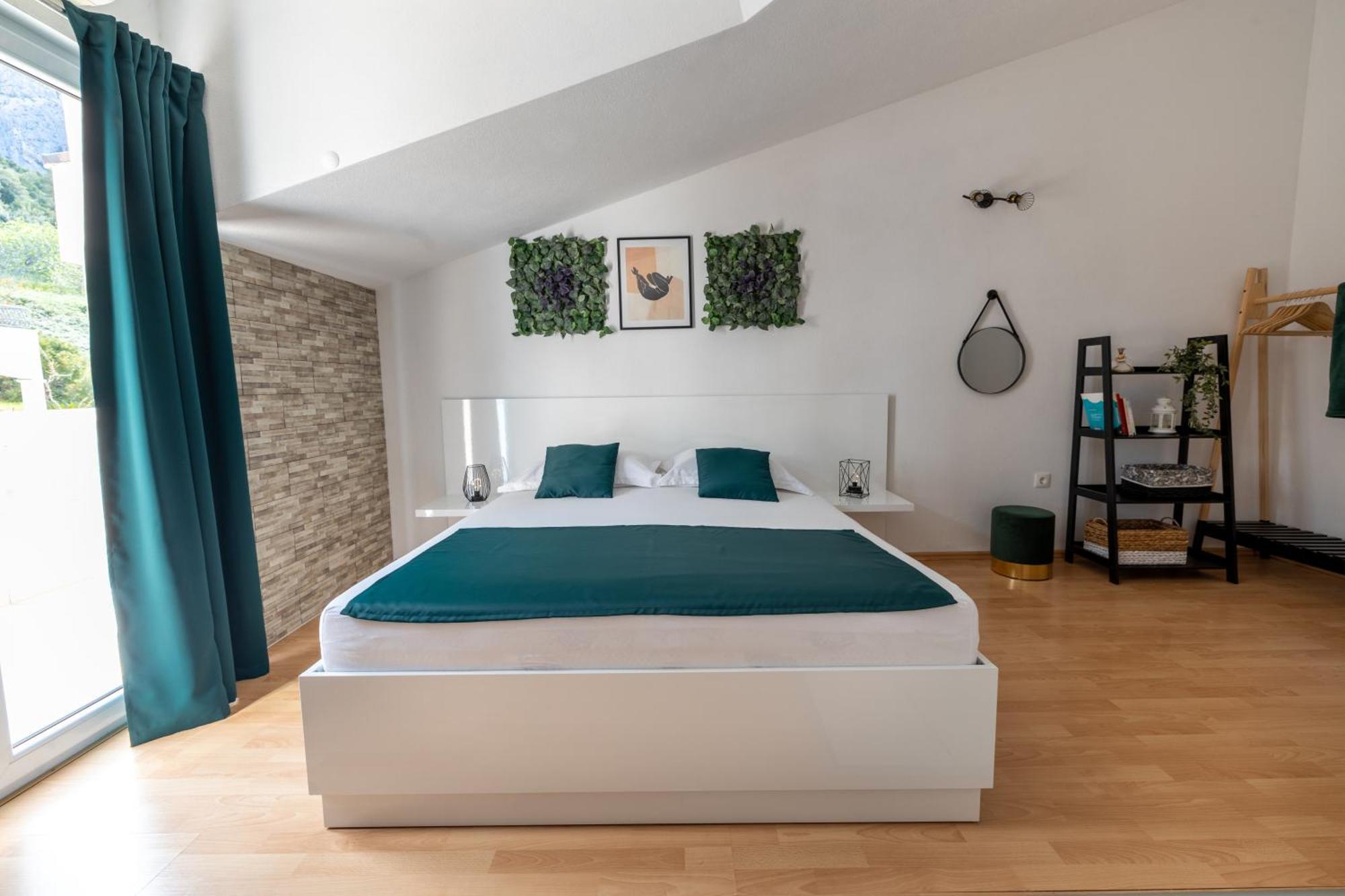 Apartments Rasic Макарска Екстериор снимка