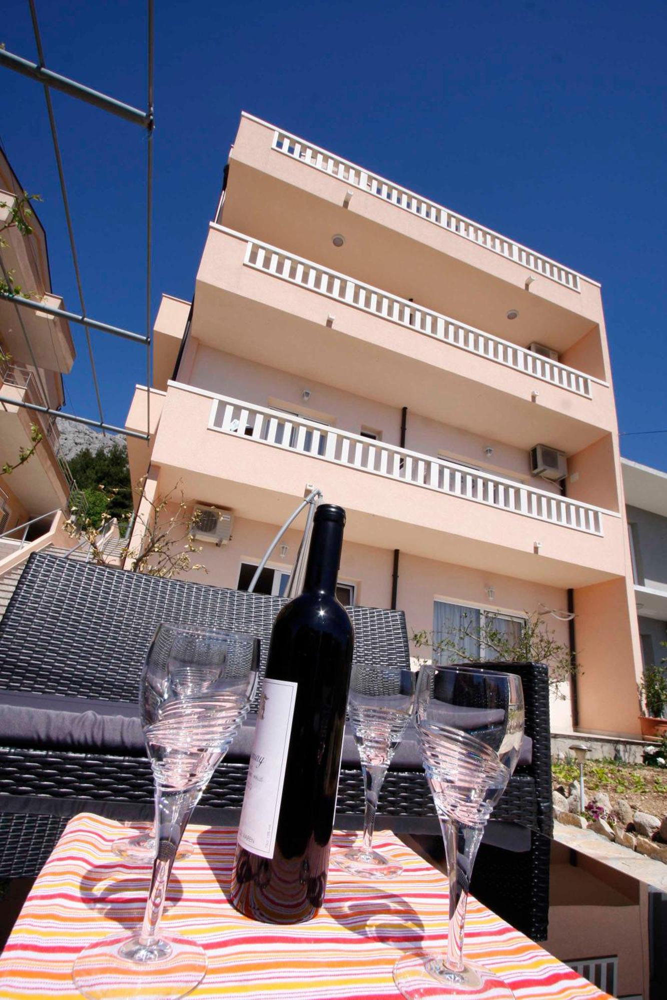 Apartments Rasic Макарска Екстериор снимка