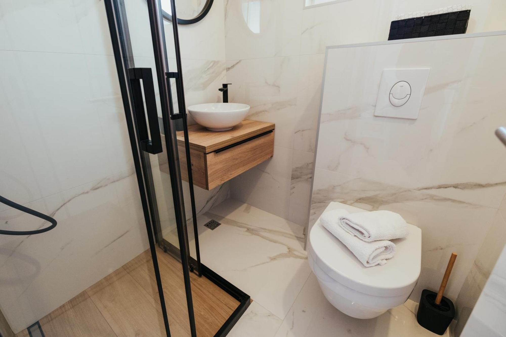 Apartments Rasic Макарска Екстериор снимка